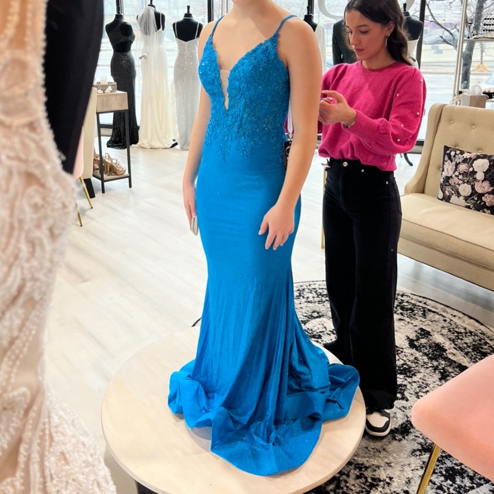 Prom Dress - Picture 12 of 13